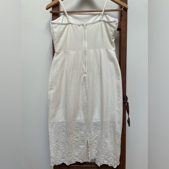 Row A dress white/cream large Linen and Cotten blend embroidered hem - Picture 4 of 11
